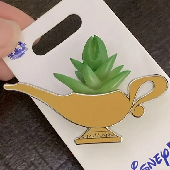 Disney Aladdin Lamp Pin with Green Succulent - Picture 2 of 3
